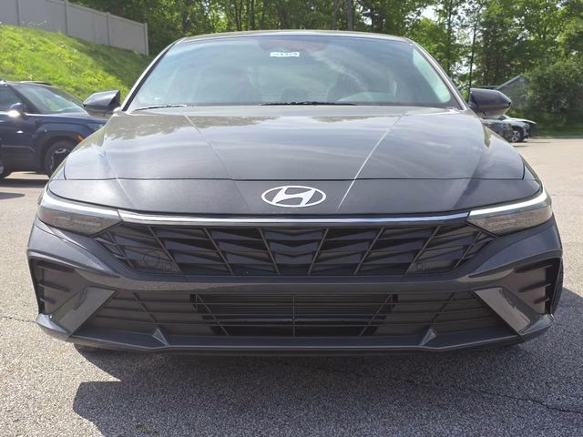 2026 Ecotronic Gray Hyundai Elantra SEL Sport FWD Sedan