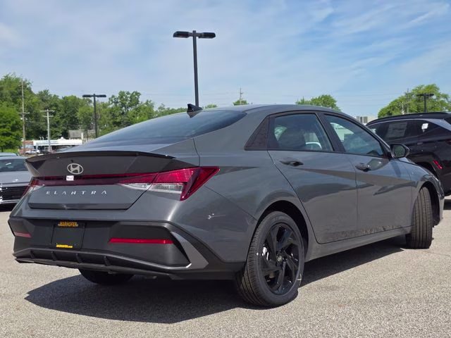 2026 Ecotronic Gray Hyundai Elantra SEL Sport FWD Sedan