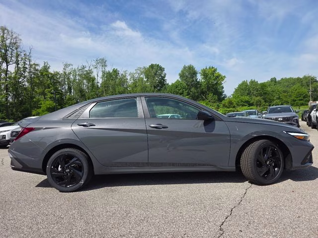 2026 Ecotronic Gray Hyundai Elantra SEL Sport FWD Sedan