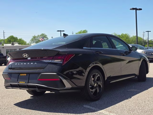 2026 Abyss Black Hyundai Elantra SEL Sport FWD Sedan