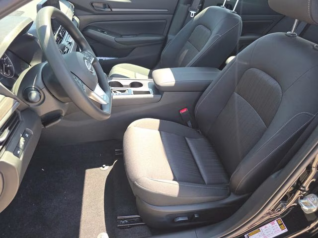 2026 Super Black Clearcoat Nissan Altima 2.5 SV FWD Sedan
