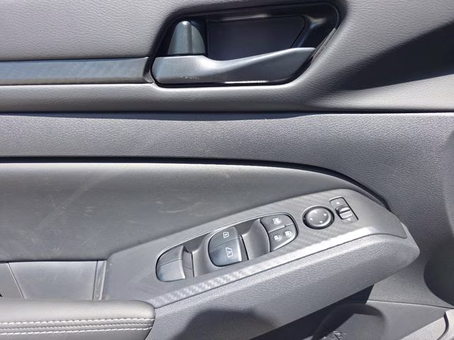 2026 Super Black Clearcoat Nissan Altima 2.5 SV FWD Sedan