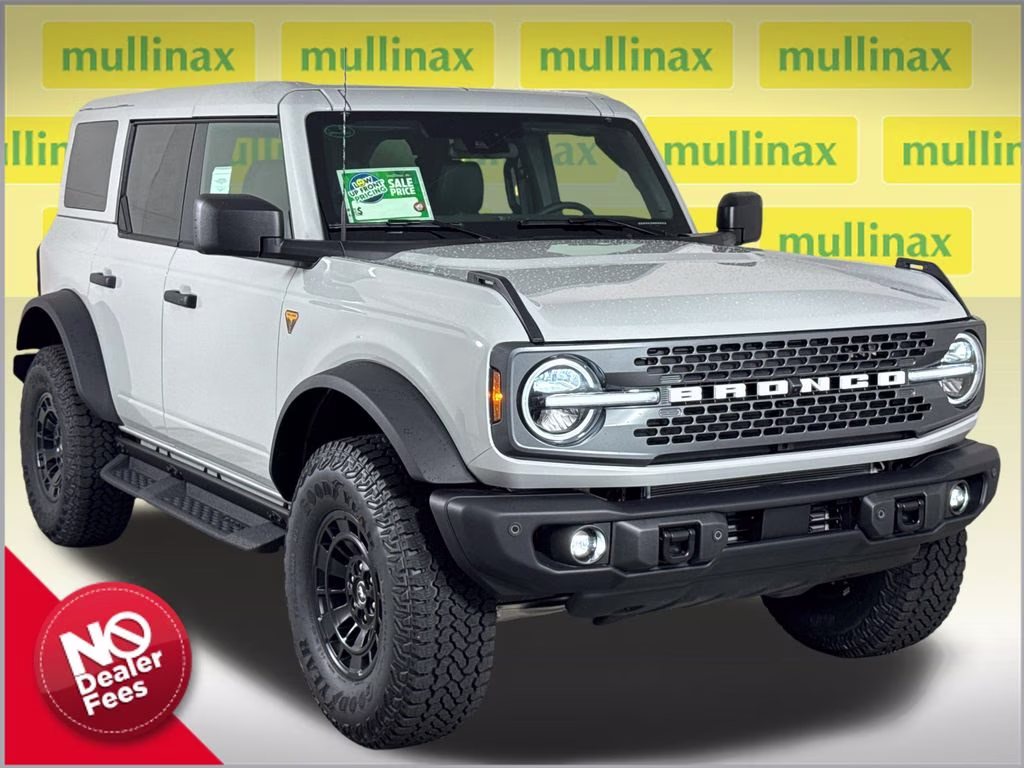 2026 Avalanche Gray Ford Bronco Badlands 4X4 SUV