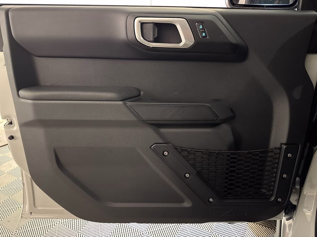 2026 Avalanche Gray Ford Bronco Badlands 4X4 SUV