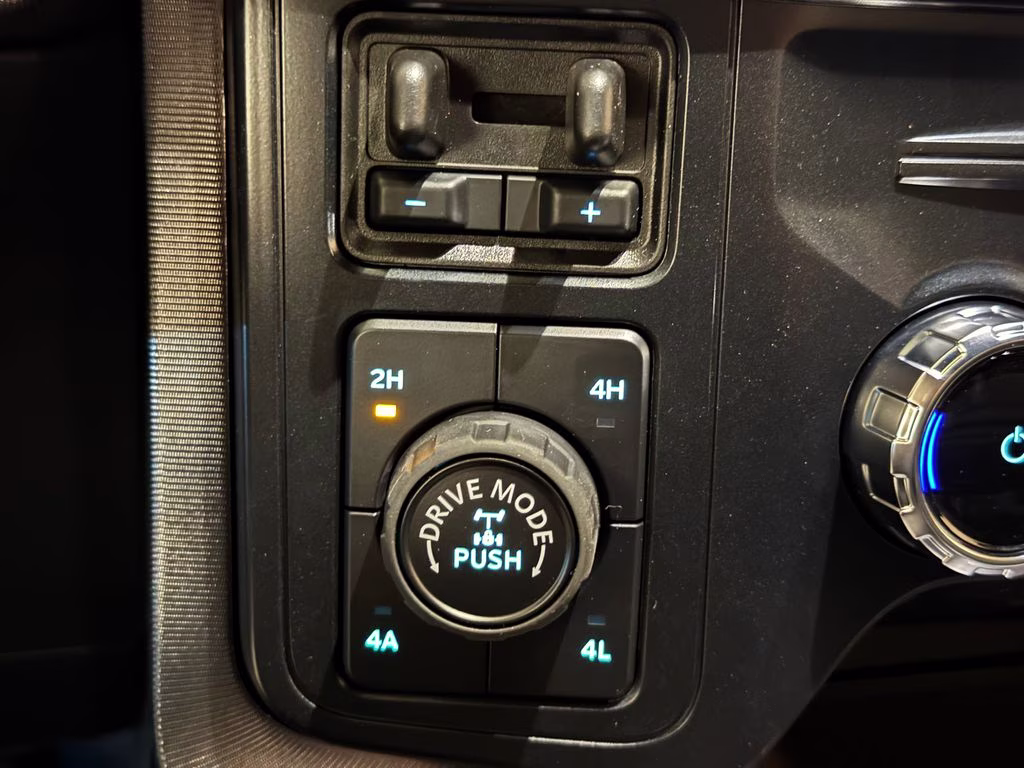 2026 Antimatter Blue Metallic Ford F-150 Platinum 4X4 Truck