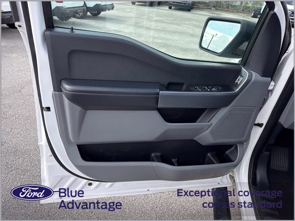 2021 Oxford White Ford F-150 XLT 4X4 Truck