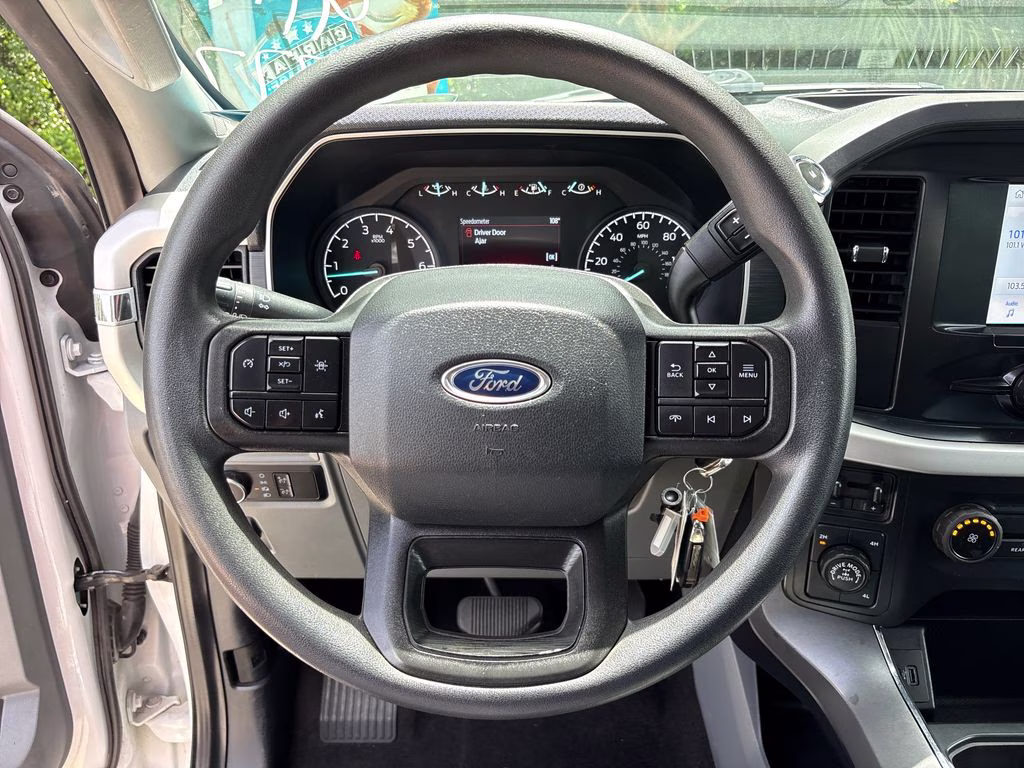 2021 Oxford White Ford F-150 XLT 4X4 Truck