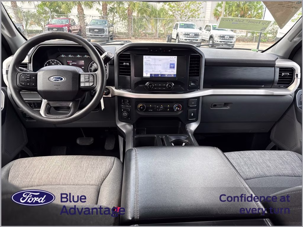 2021 Oxford White Ford F-150 XLT 4X4 Truck
