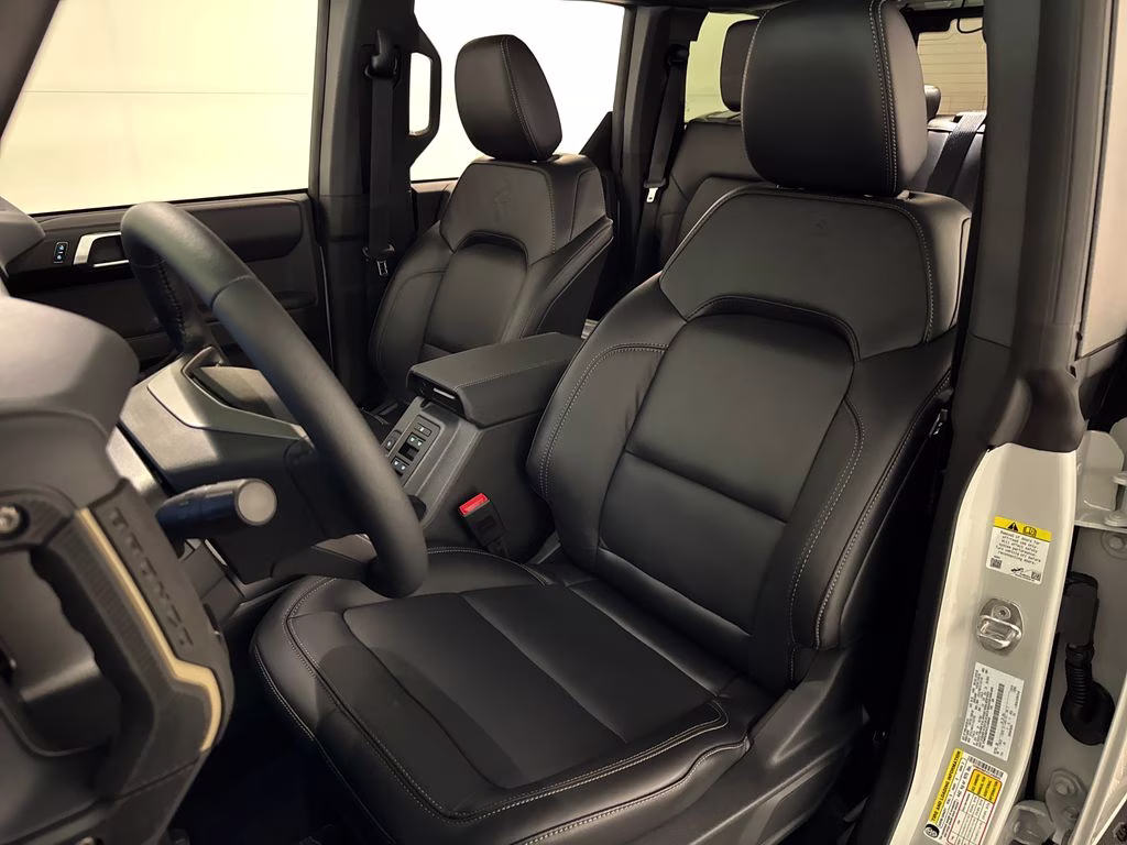 2026 Avalanche Gray Ford Bronco Badlands 4X4 SUV