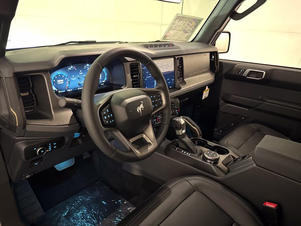 2026 Avalanche Gray Ford Bronco Badlands 4X4 SUV