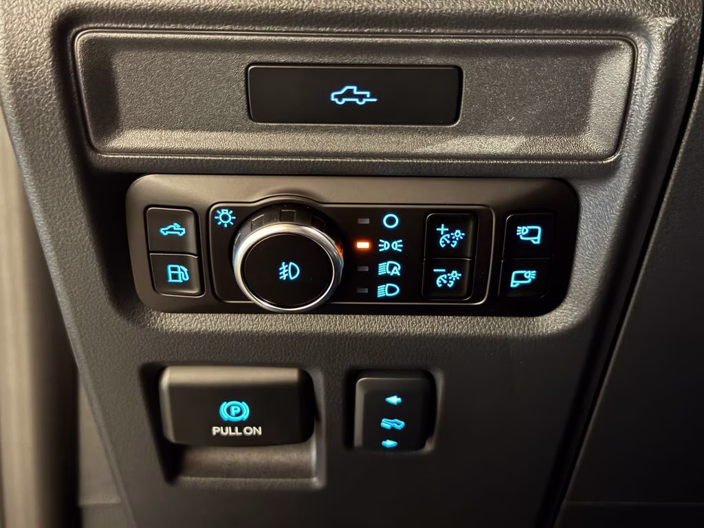 2026 Antimatter Blue Metallic Ford F-150 Platinum 4X4 Truck