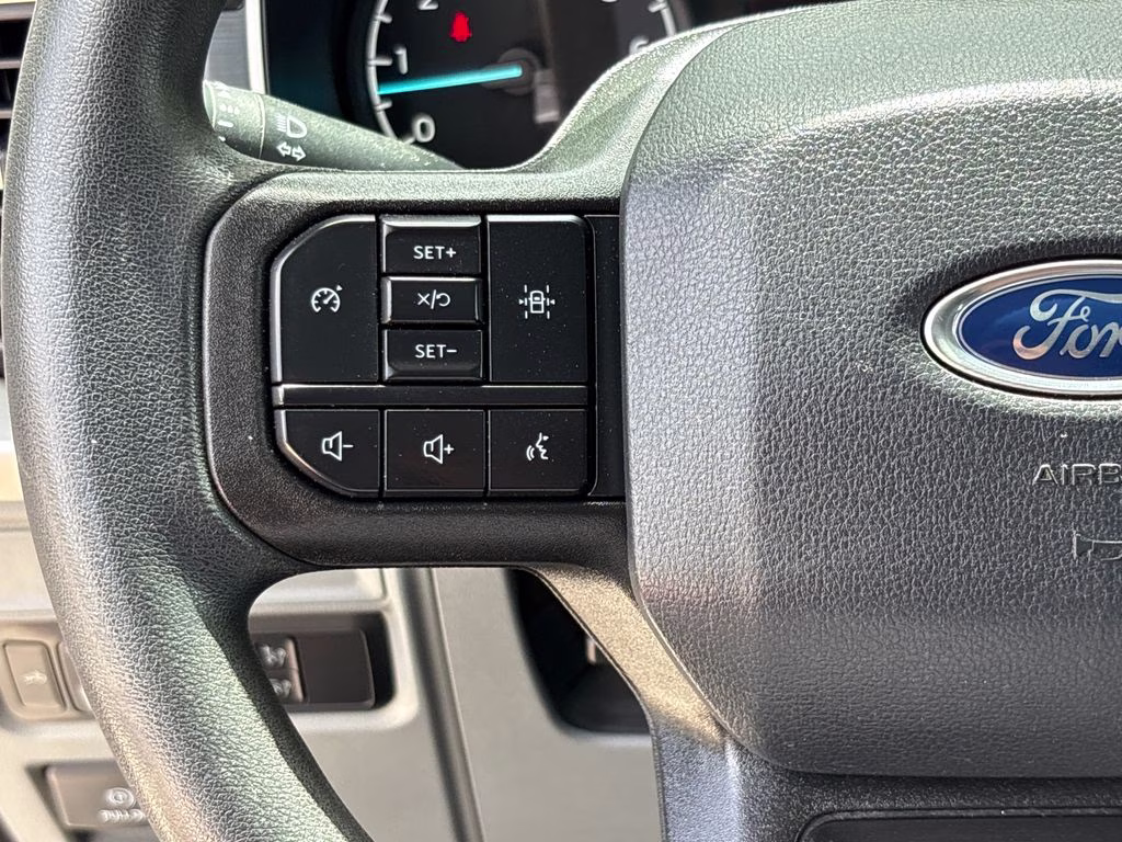 2021 Oxford White Ford F-150 XLT 4X4 Truck