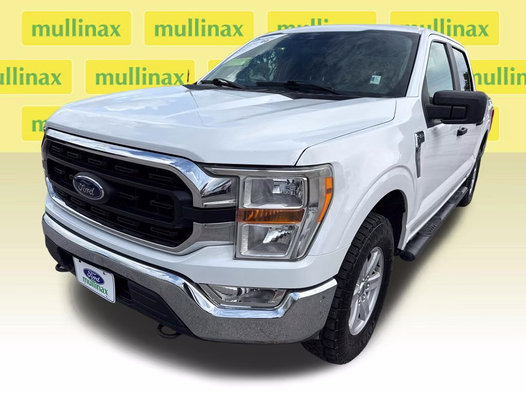 2021 Oxford White Ford F-150 XLT 4X4 Truck