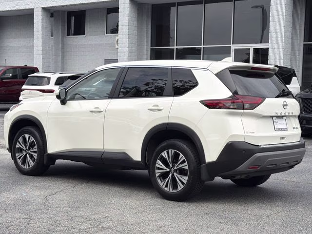 2023 Pearl White Tricoat Nissan Rogue SV AWD SUV
