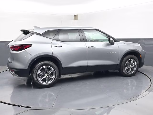 2025 Sterling Gray Metallic Chevrolet Blazer LT FWD SUV