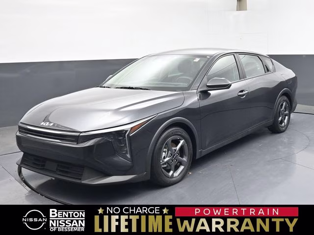2025 Interstellar Gray Kia K4 LXS FWD Sedan