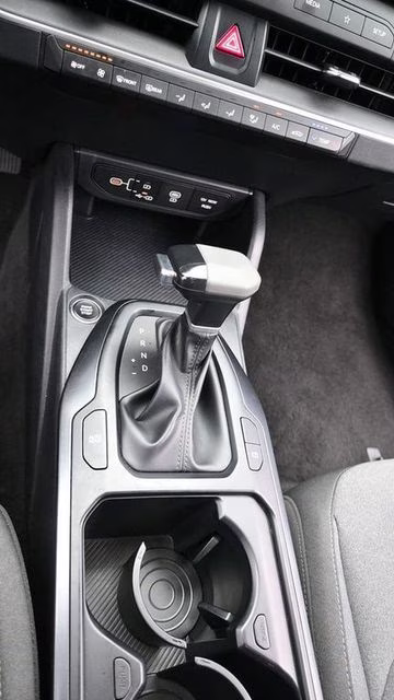 2025 Interstellar Gray Kia K4 LXS FWD Sedan
