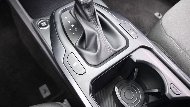 2025 Interstellar Gray Kia K4 LXS FWD Sedan