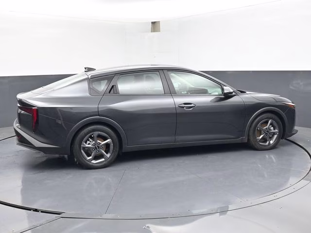 2025 Interstellar Gray Kia K4 LXS FWD Sedan