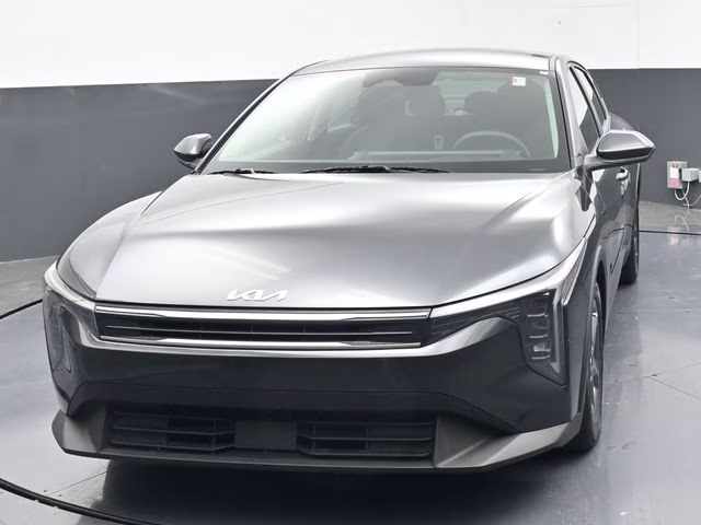 2025 Interstellar Gray Kia K4 LXS FWD Sedan