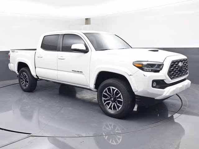 2022 White Toyota Tacoma TRD Sport RWD Truck