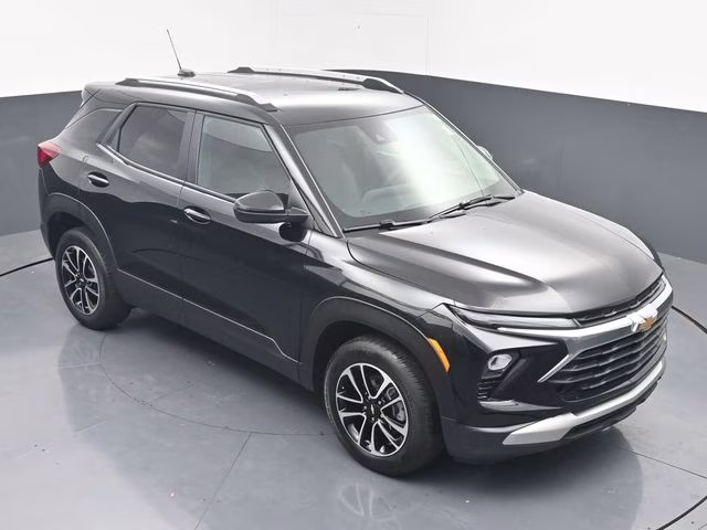 2025 Mosaic Black Metallic Chevrolet Trailblazer LT AWD SUV