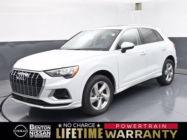 2022 Audi Q3 40 TFSI Premium quattro's photo