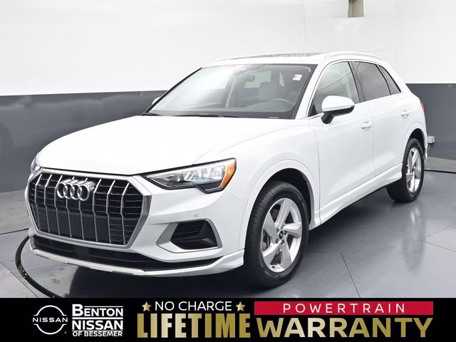 2022 Audi Q3 40 TFSI Premium quattro's photo