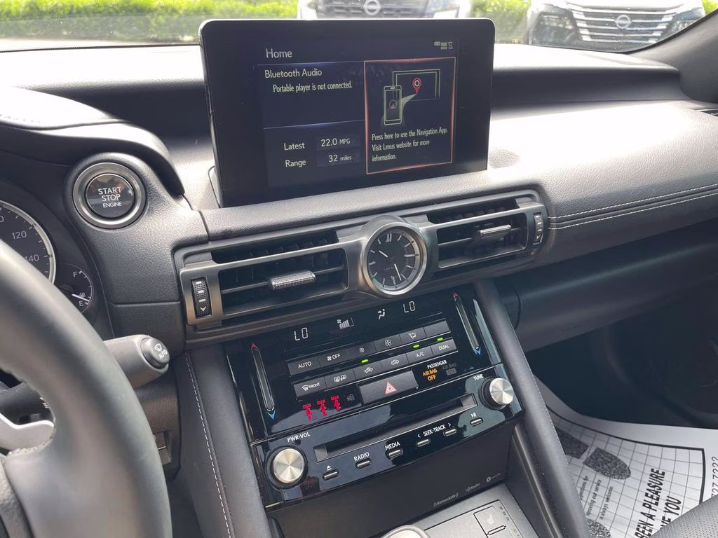 2024 White Pearl Lexus IS 300 RWD Sedan