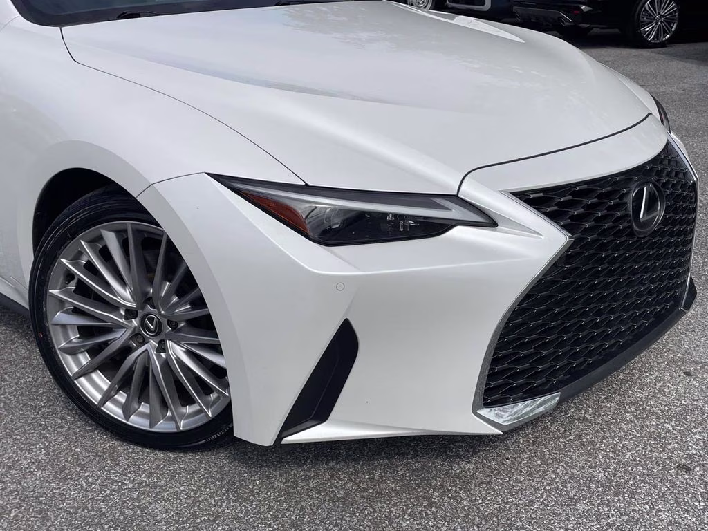 2024 White Pearl Lexus IS 300 RWD Sedan