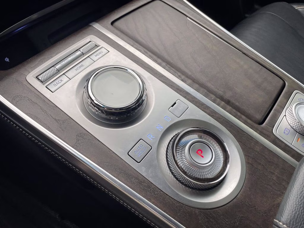 2024 Savile Silver Genesis GV80 2.5T AWD SUV