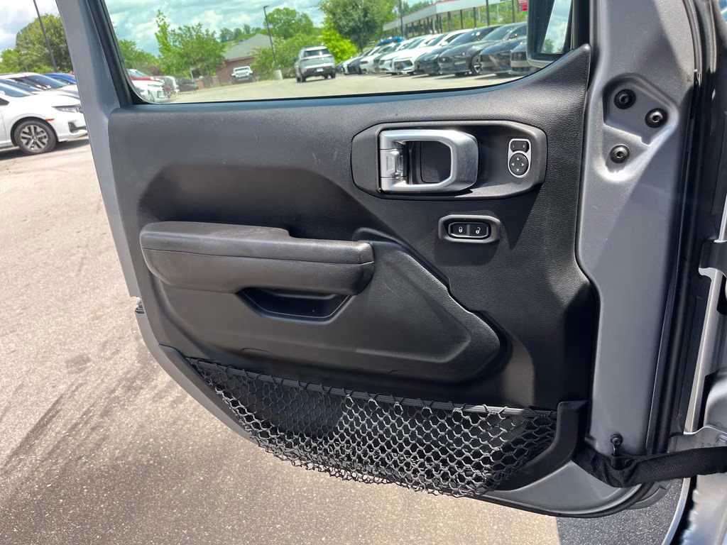 2018 Billet Silver Metallic Clearcoat Jeep Wrangler Unlimited Sport S 4X4 SUV