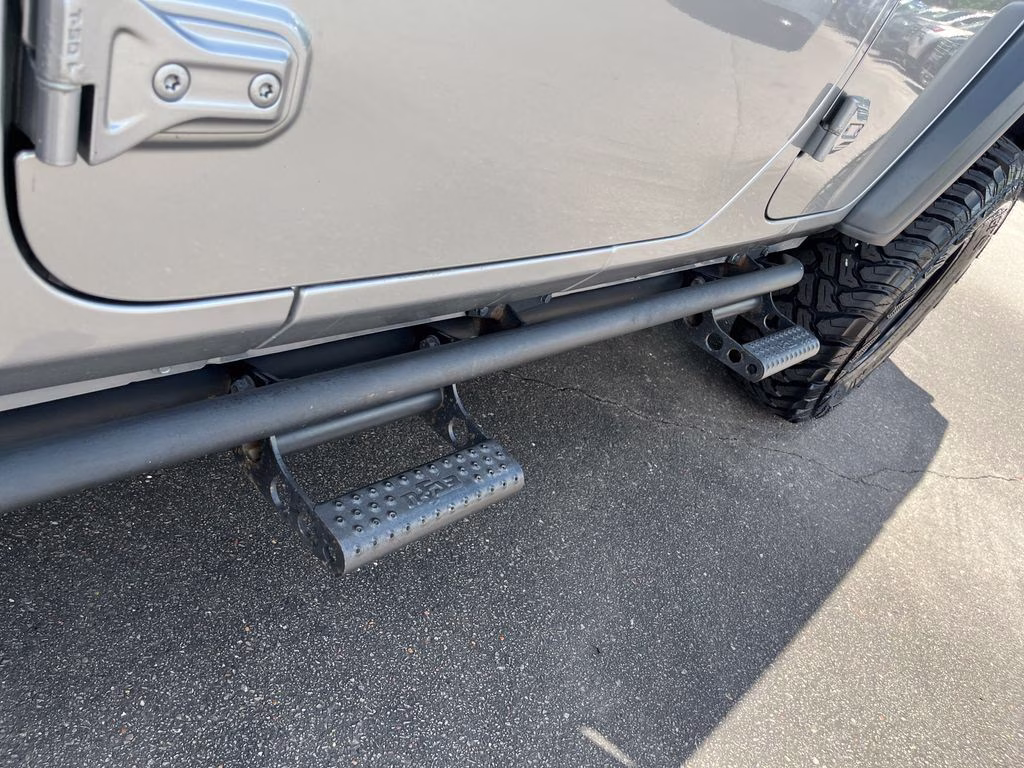 2018 Billet Silver Metallic Clearcoat Jeep Wrangler Unlimited Sport S 4X4 SUV