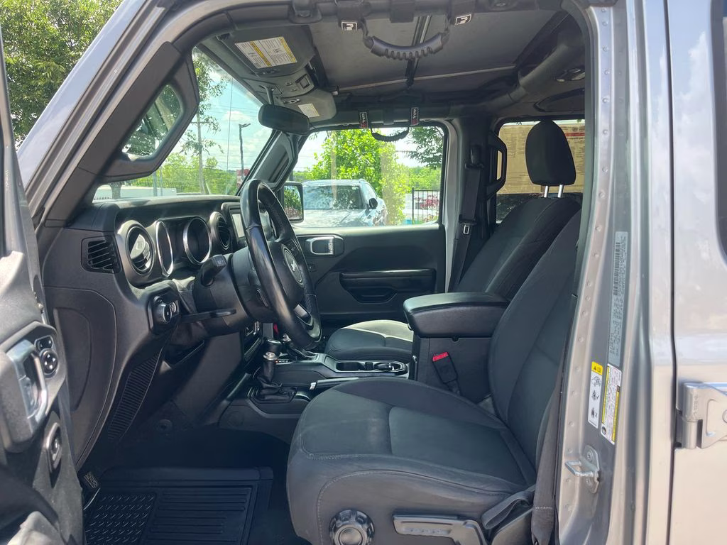 2018 Billet Silver Metallic Clearcoat Jeep Wrangler Unlimited Sport S 4X4 SUV
