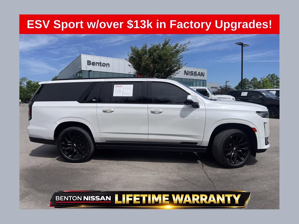 2021 Crystal White Tricoat Cadillac Escalade ESV Sport 4X4 SUV