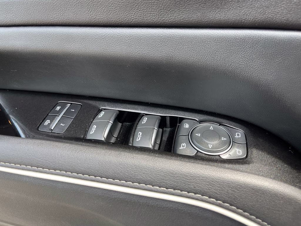 2021 Crystal White Tricoat Cadillac Escalade ESV Sport 4X4 SUV