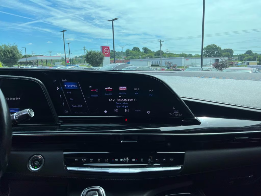 2021 Crystal White Tricoat Cadillac Escalade ESV Sport 4X4 SUV
