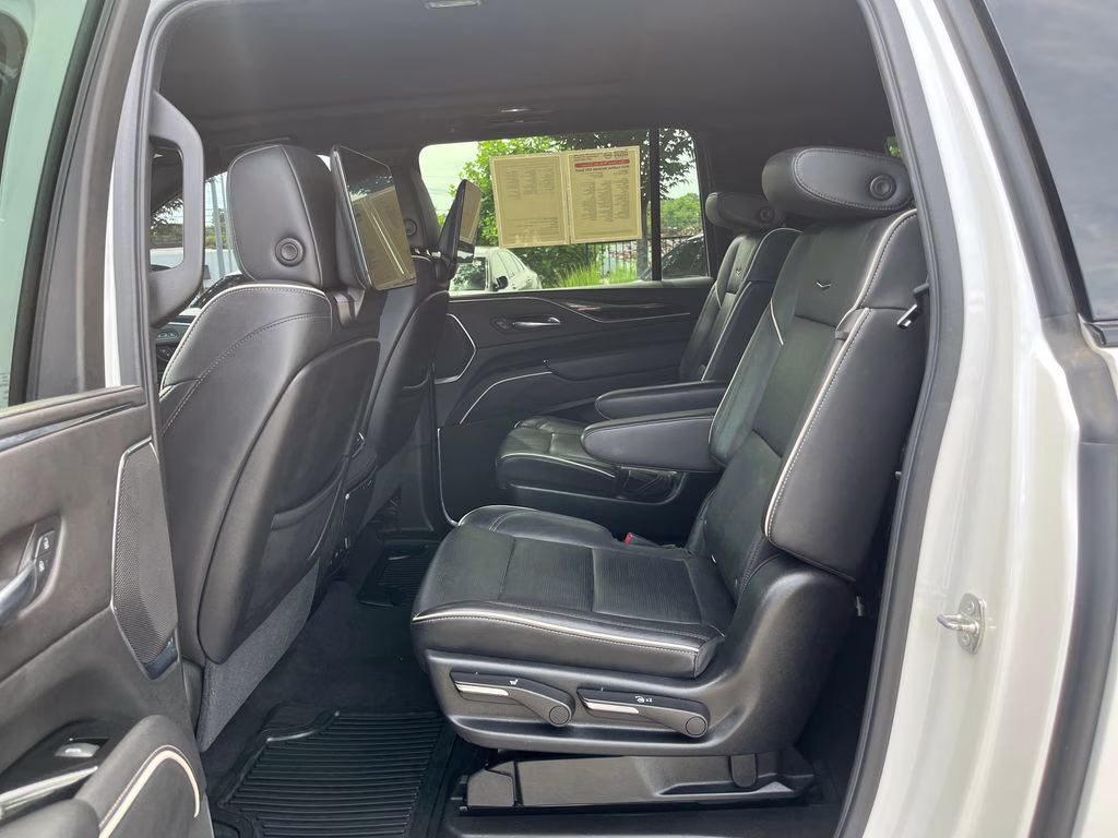 2021 Crystal White Tricoat Cadillac Escalade ESV Sport 4X4 SUV