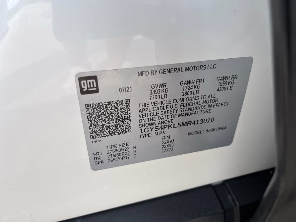 2021 Crystal White Tricoat Cadillac Escalade ESV Sport 4X4 SUV