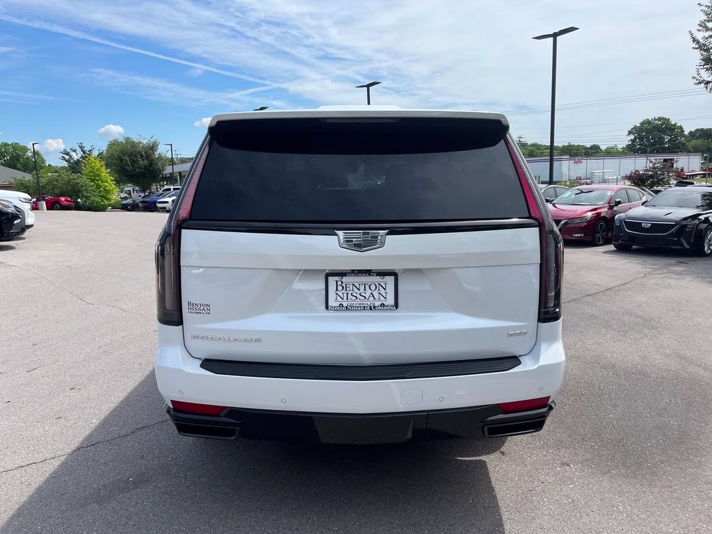 2021 Crystal White Tricoat Cadillac Escalade ESV Sport 4X4 SUV