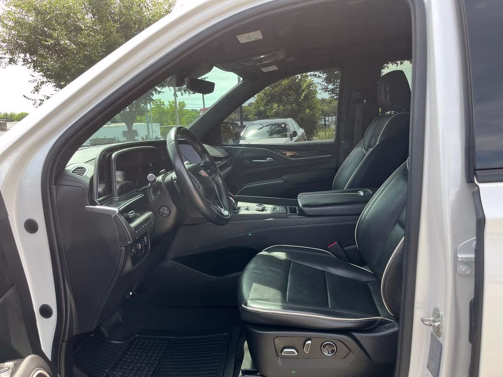 2021 Crystal White Tricoat Cadillac Escalade ESV Sport 4X4 SUV
