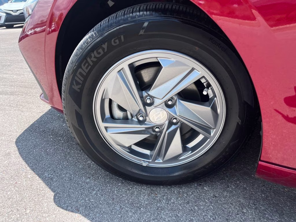 2024 Ultimate Red Hyundai Elantra SE FWD Sedan