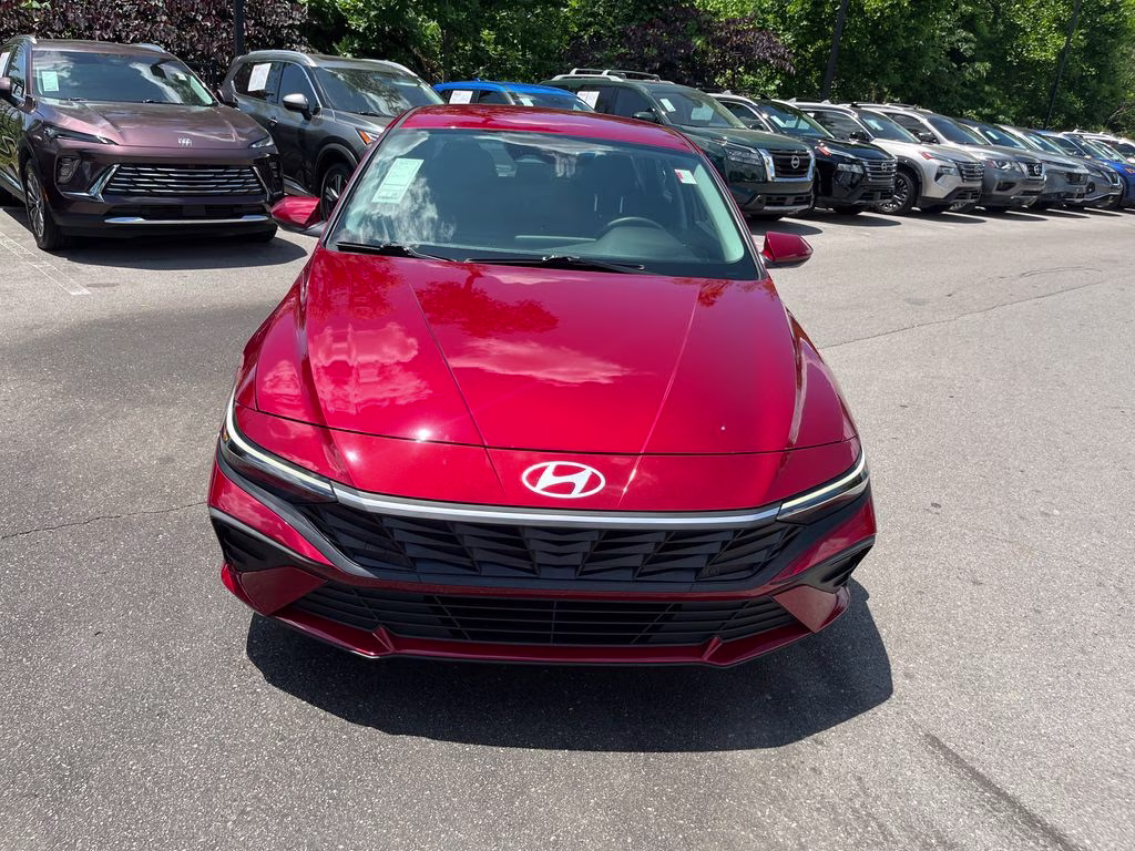 2024 Ultimate Red Hyundai Elantra SE FWD Sedan
