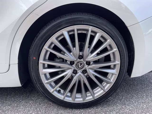 2024 White Pearl Lexus IS 300 RWD Sedan