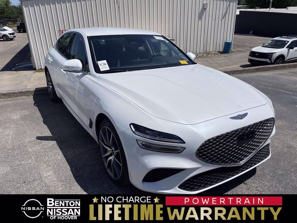 2025 Genesis G70 2.5T Standard's photo