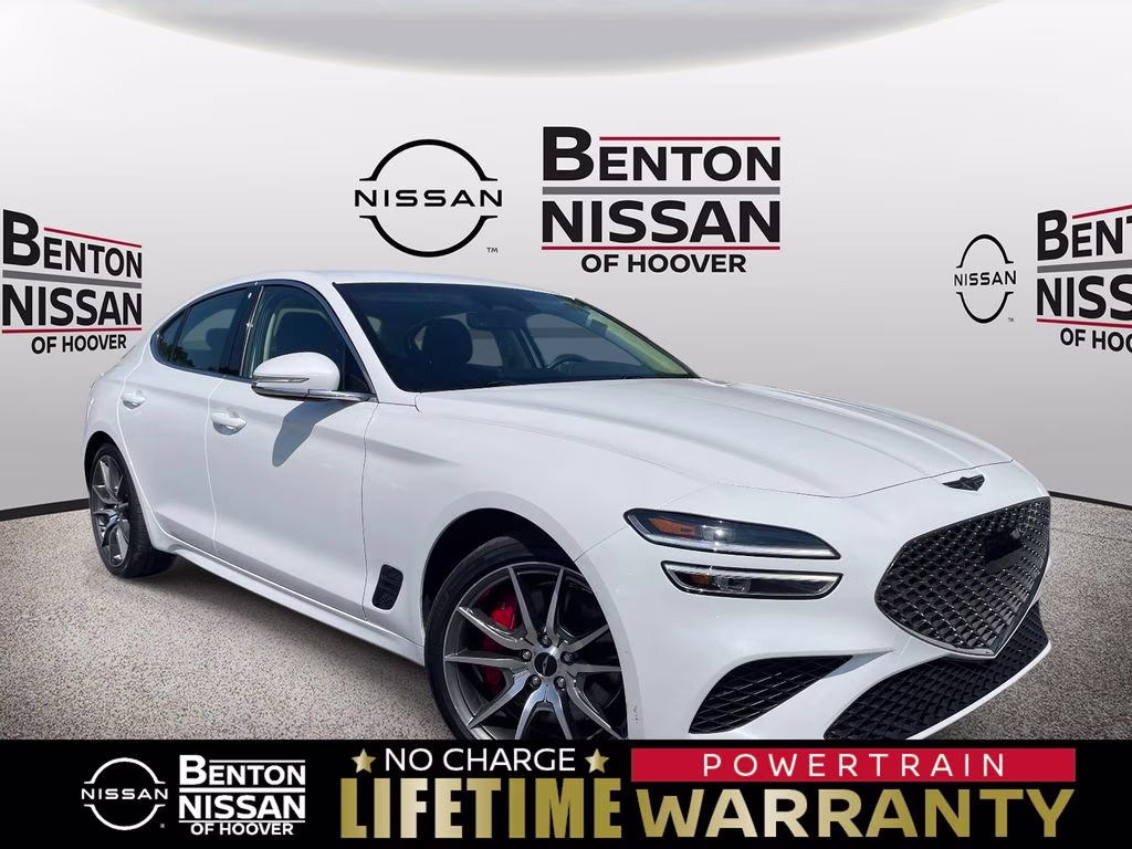 2025 Genesis G70 2.5T Standard's photo