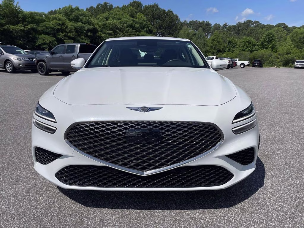 2025 Uyuni White Genesis G70 2.5T RWD Sedan
