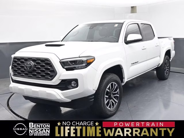 2022 White Toyota Tacoma TRD Sport RWD Truck