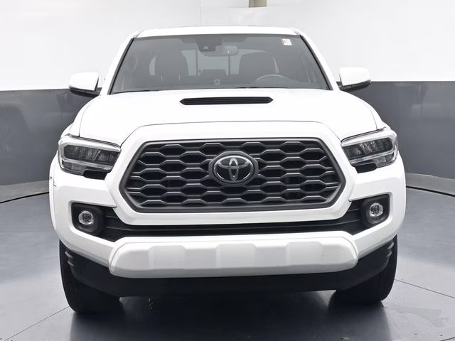 2022 White Toyota Tacoma TRD Sport RWD Truck