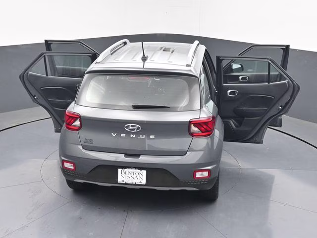 2025 Ecotronic Gray Hyundai Venue SEL FWD SUV